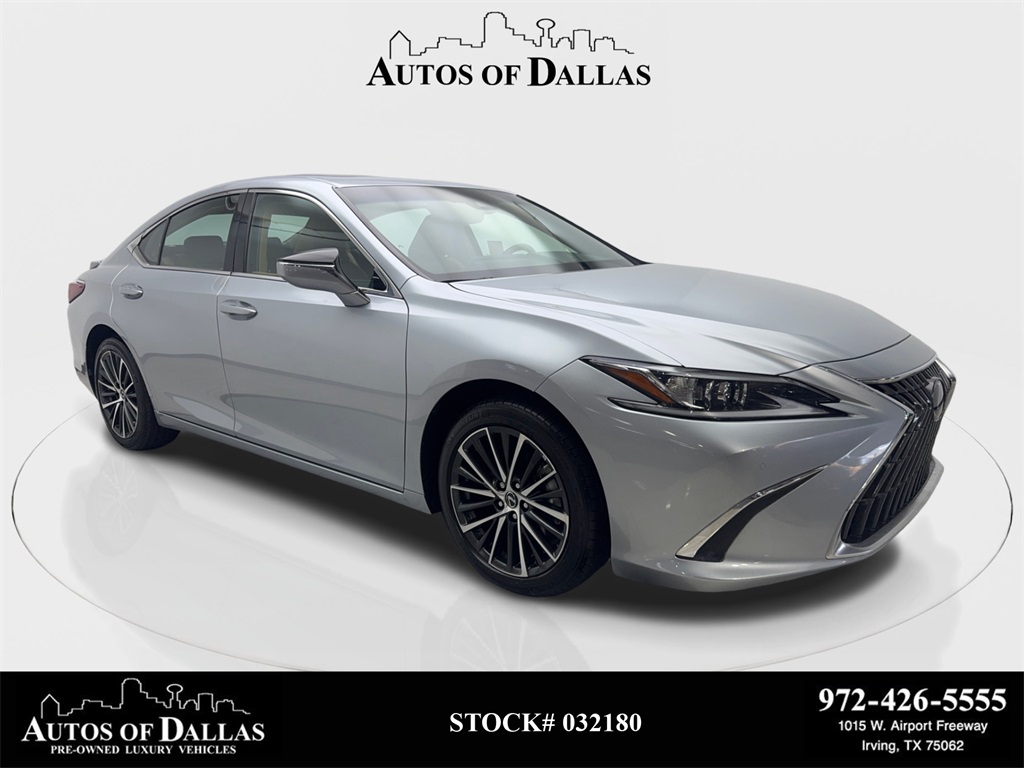 2023 Lexus ES Hybrid 300h's photo