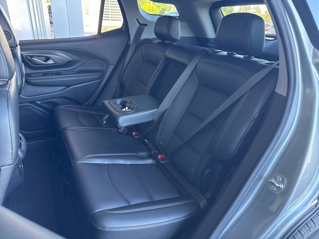 2024 Gmc Terrain SLT photo 13