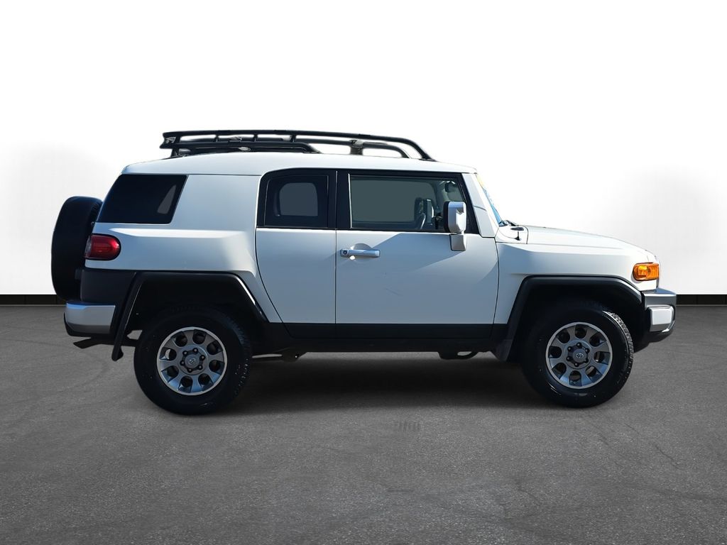 2013 Toyota FJ Cruiser Base photo 4