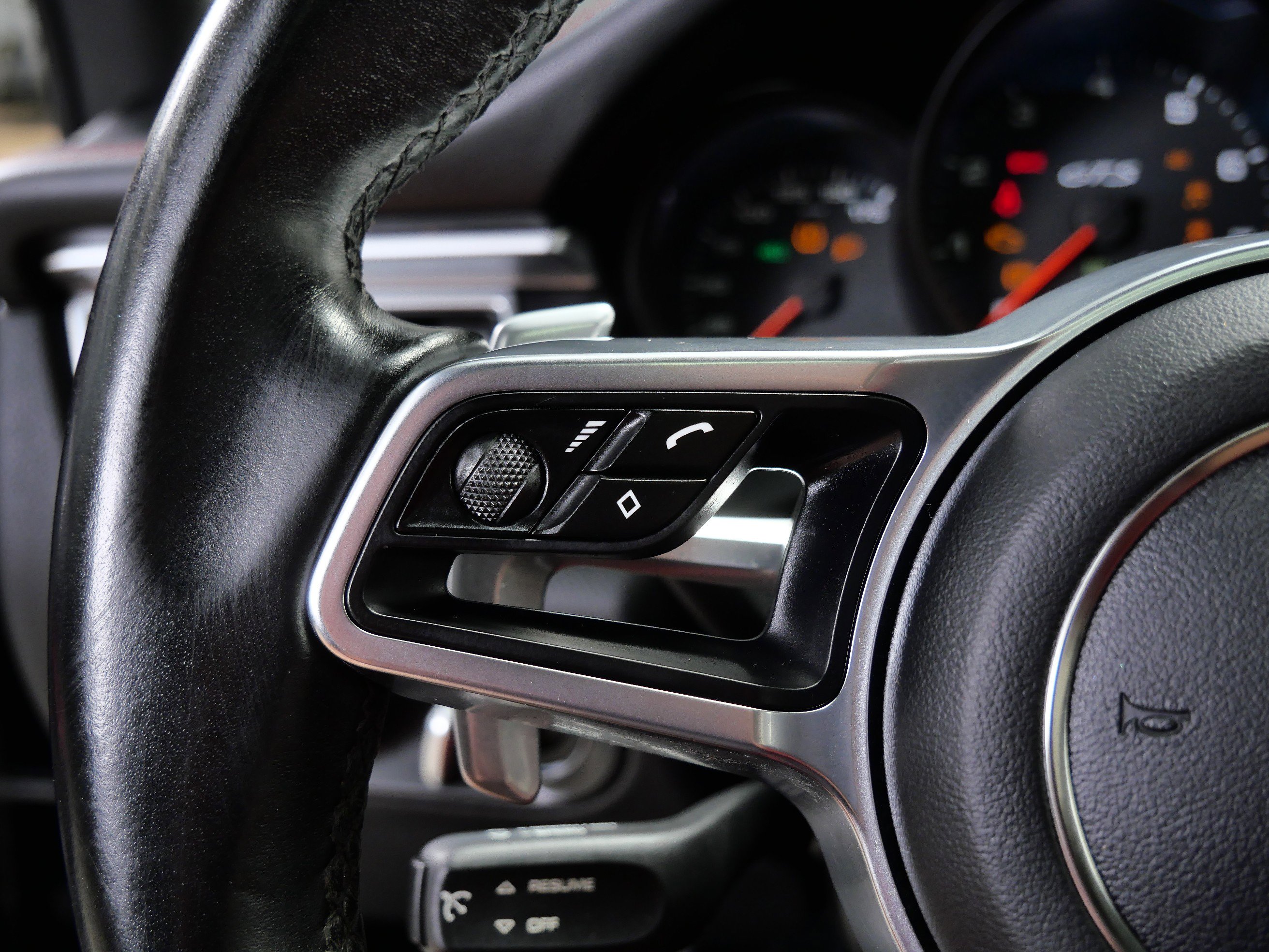 2017 Porsche Macan GTS photo 20