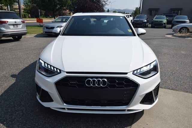2023 Audi A4 45 S line Premium Plus photo 2