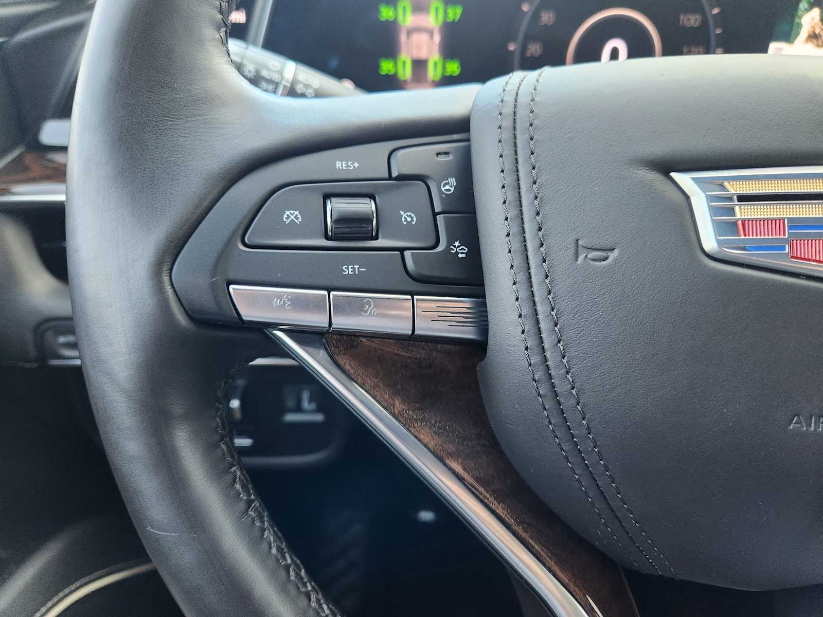 2023 Cadillac Escalade ESV Sport Platinum photo 24