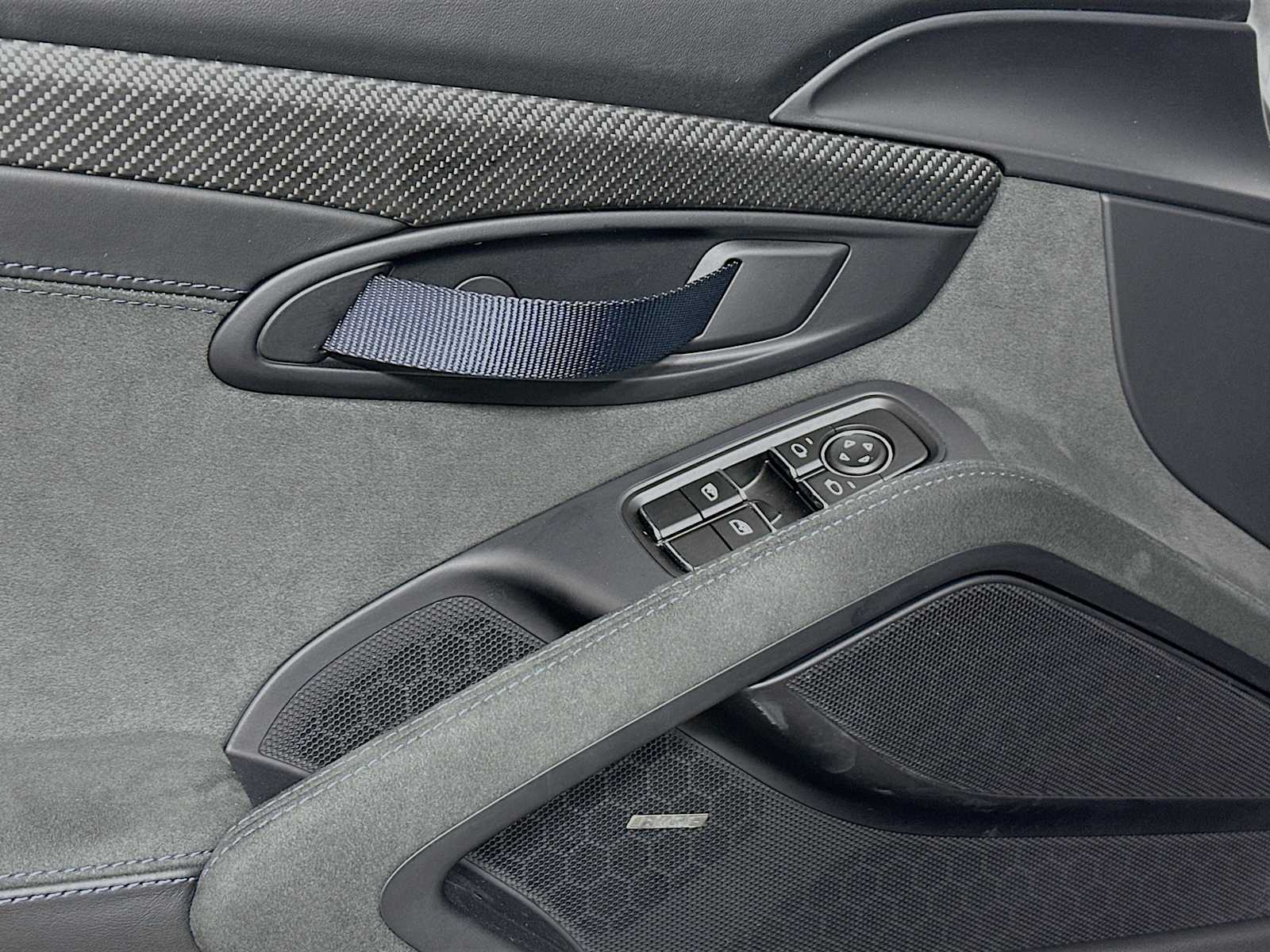 2024 Porsche Cayman GT4 RS photo 11