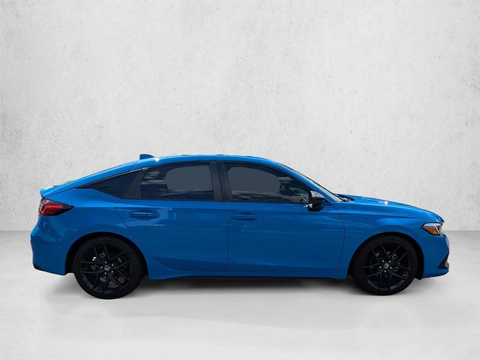2023 Honda Civic Sport photo 4