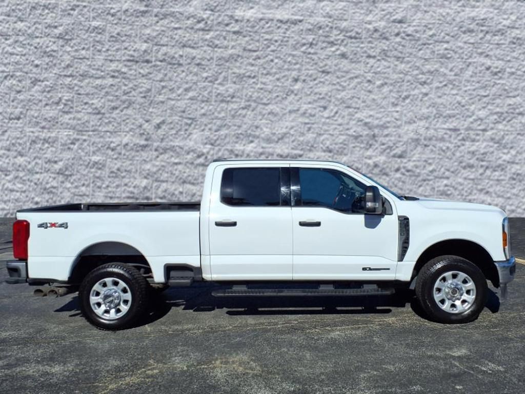 2024 FORD F-350 - Image 2