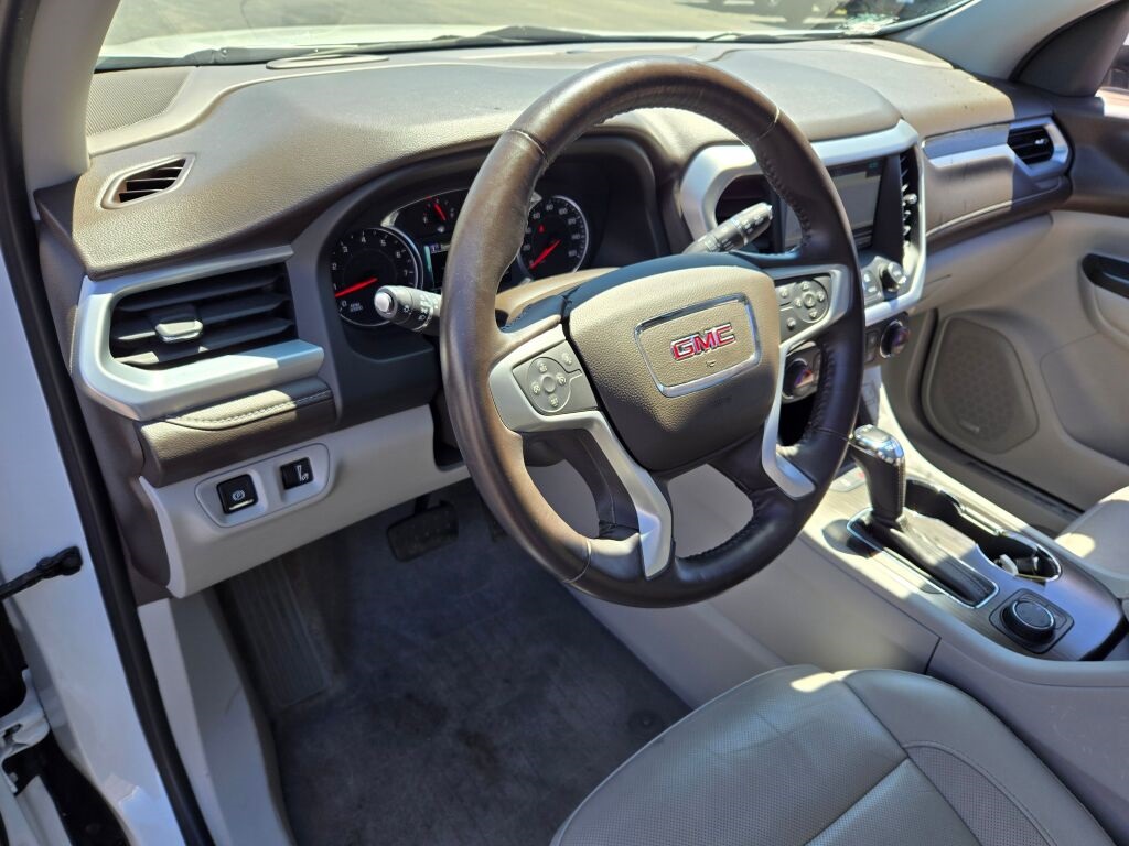2017 Gmc Acadia SLT photo 23