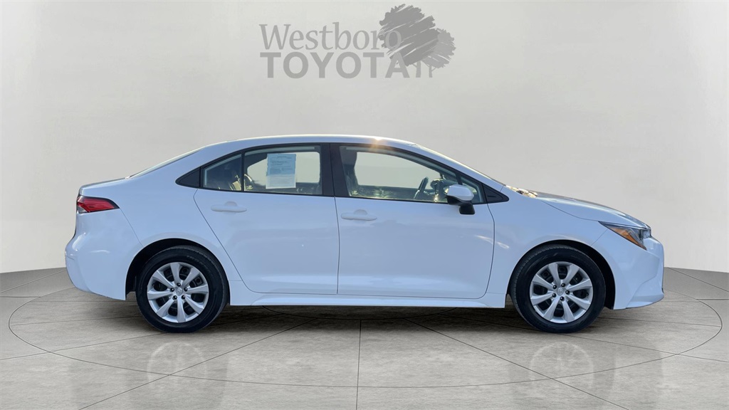 Used 2024 Toyota Corolla LE with VIN 5YFB4MDE5RP087889 for sale in Northfield, Minnesota