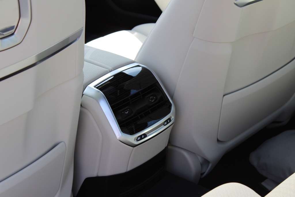 2025 Bmw i7 xDrive60 photo 15