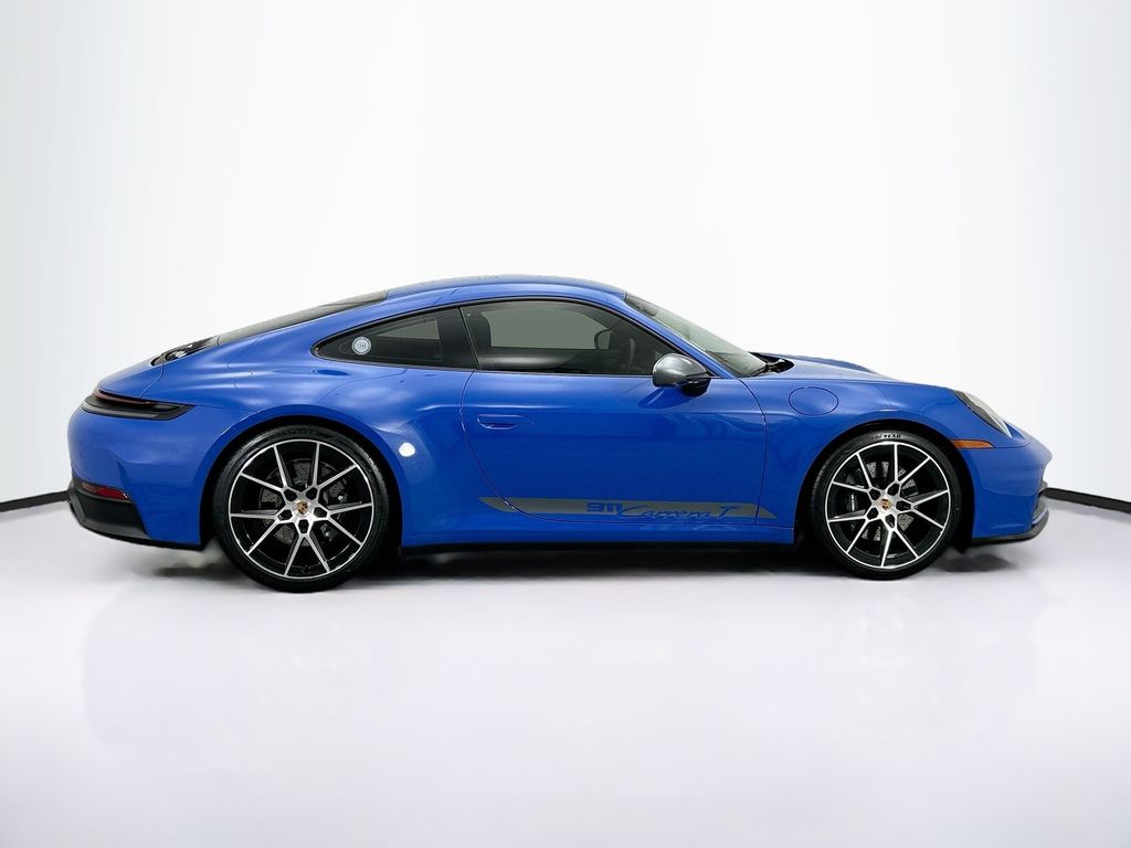 2025 Porsche 911 T photo 4