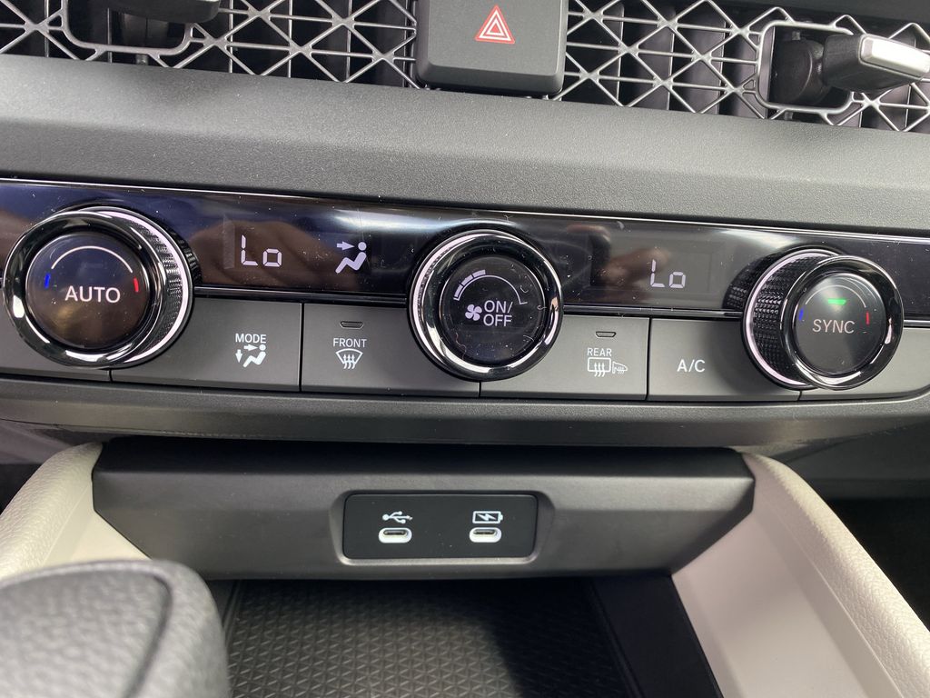 2025 Honda Accord SE photo 18