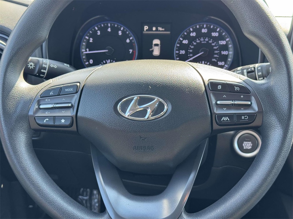 2023 Hyundai Kona SEL photo 18