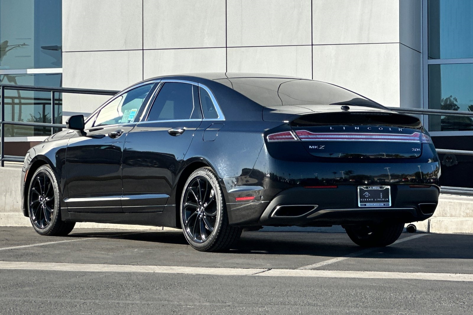 2020 Lincoln MKZ Hybrid Reserve photo 5