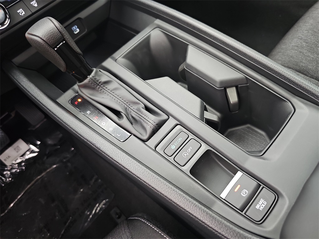 2025 Honda Accord SE photo 26