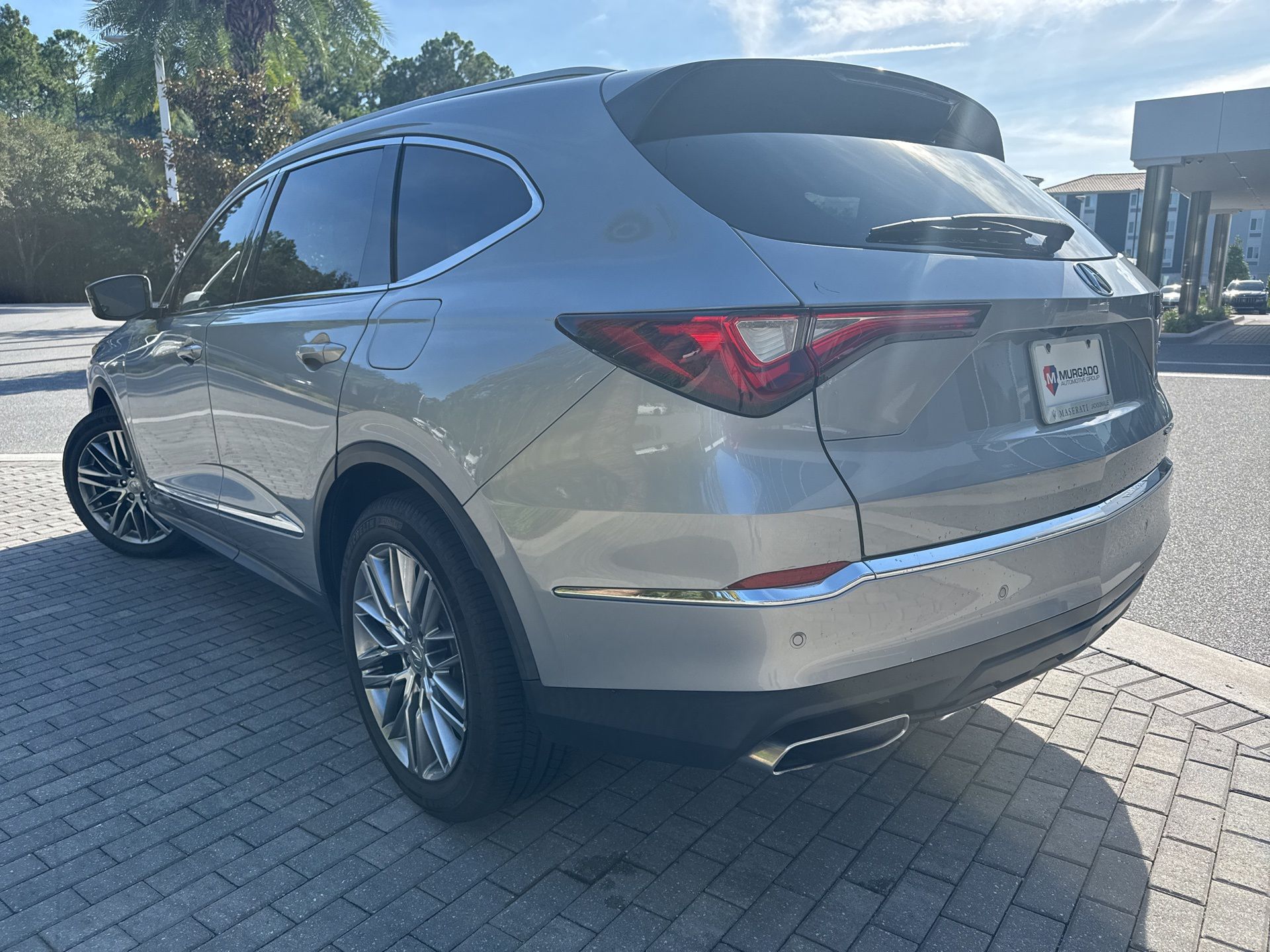 2022 Acura MDX Advance photo 3