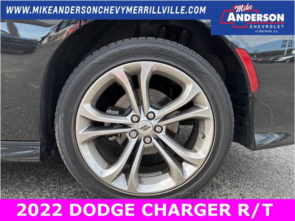2022 Dodge Charger R/T photo 12