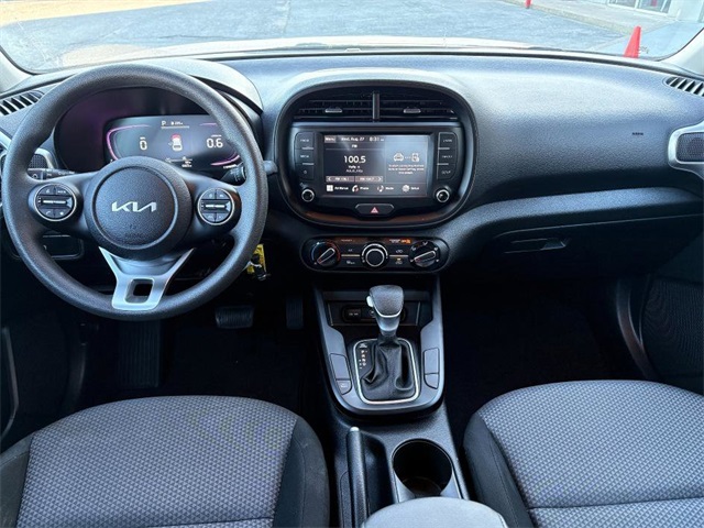 2023 Kia Soul LX photo 25