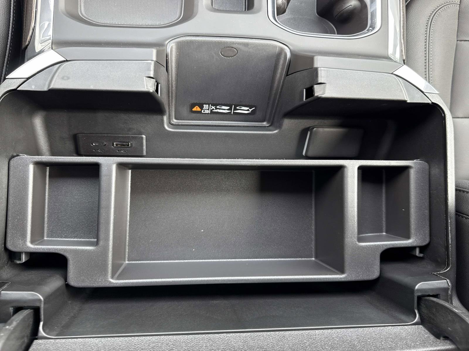 2026 Chevrolet Silverado 1500 RST photo 32