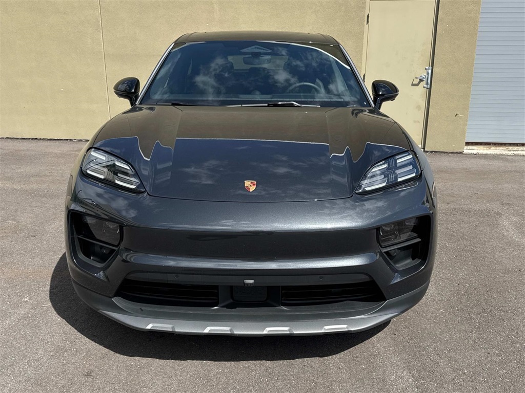 2024 Porsche Macan Electric 4 photo 6