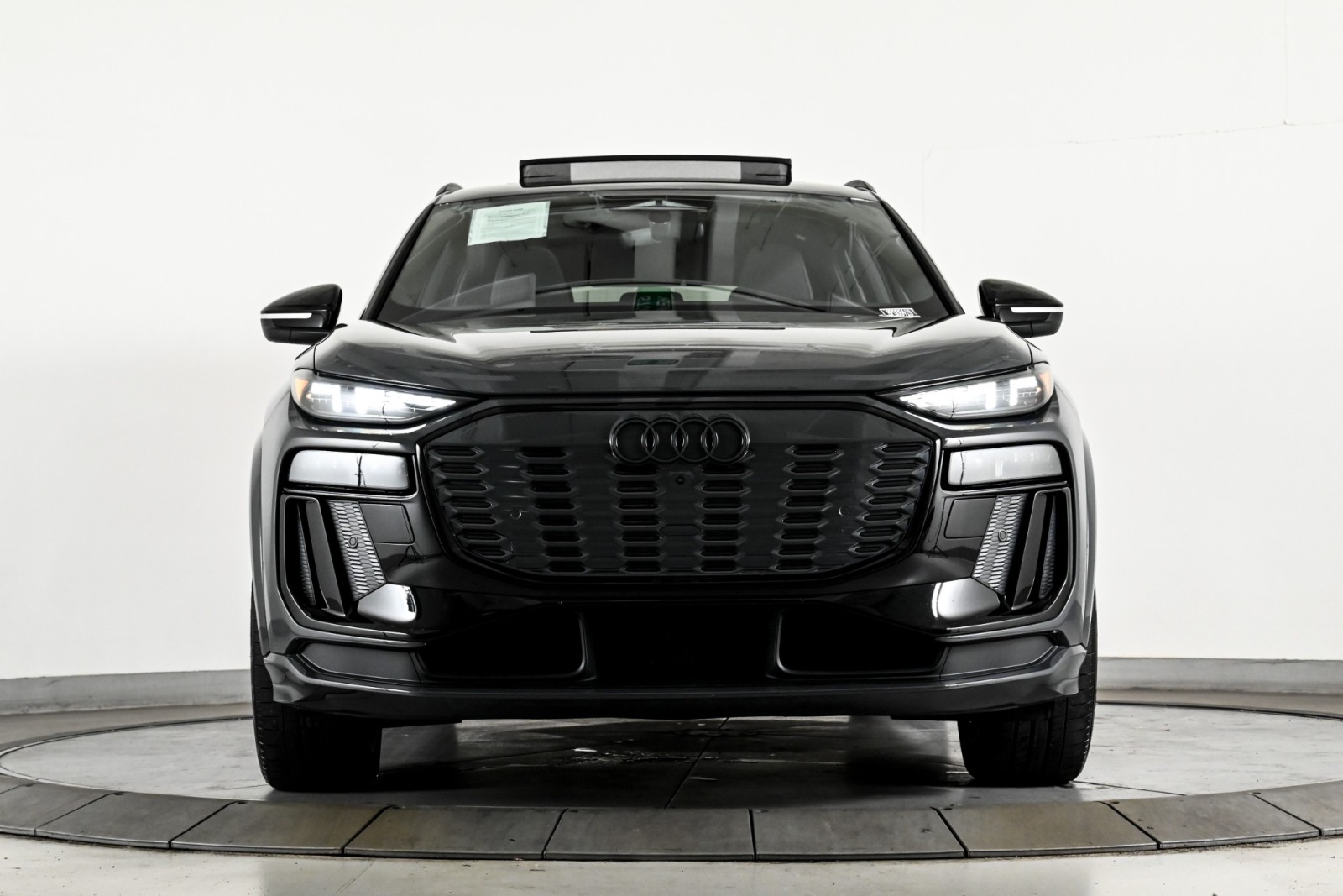 Certified 2025 Audi SQ6 e-tron Prestige with VIN WA135BGF5SA006419 for sale in Chicago, IL