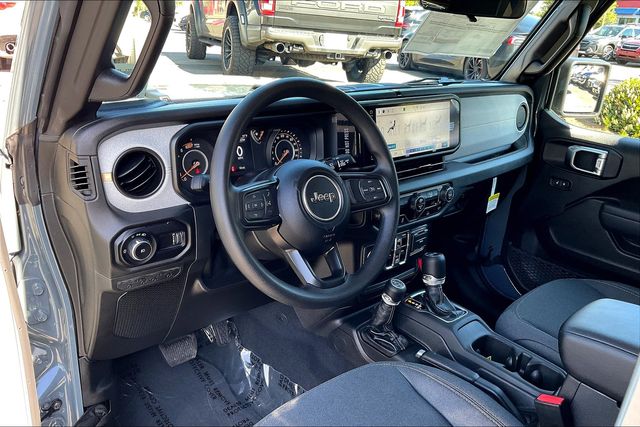 2025 Jeep Wrangler Sport photo 6