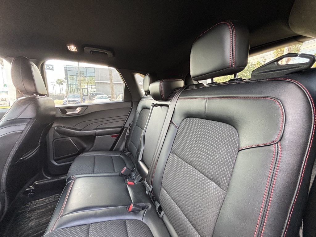 2023 Ford Escape ST-Line photo 14