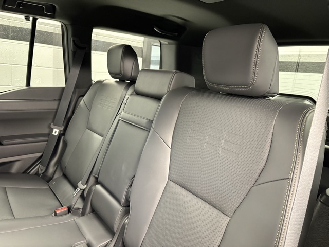 2024 Lexus GX 550 Overtrail photo 16