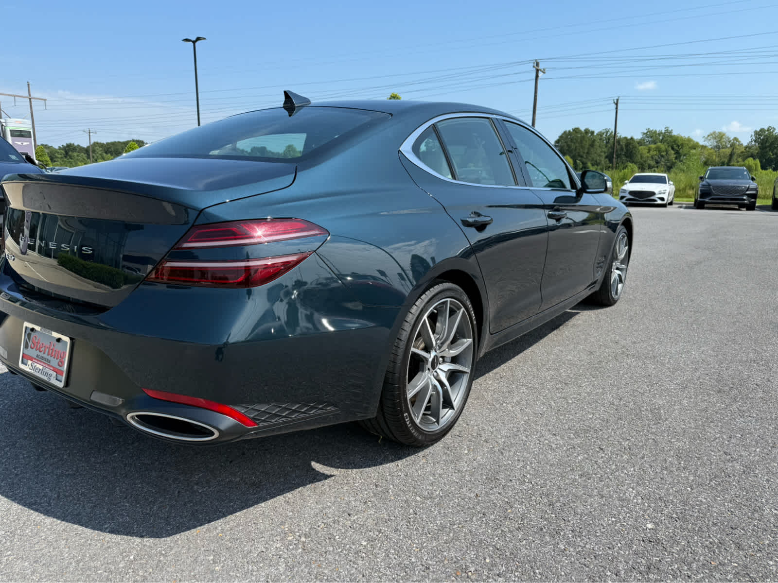 2024 Genesis G70 2.5T photo 7