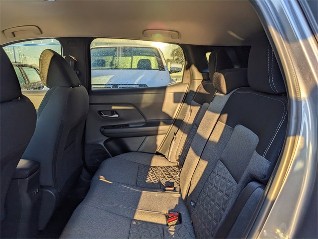 2026 Nissan Kicks SV photo 11