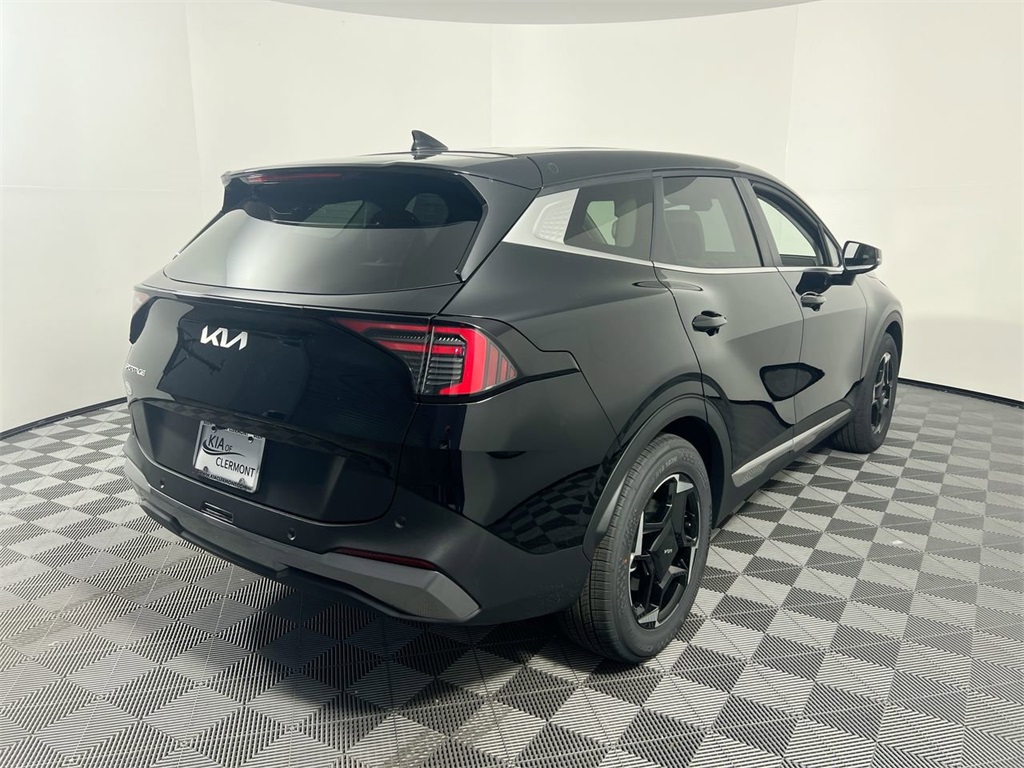 2026 Kia Sportage EX photo 3