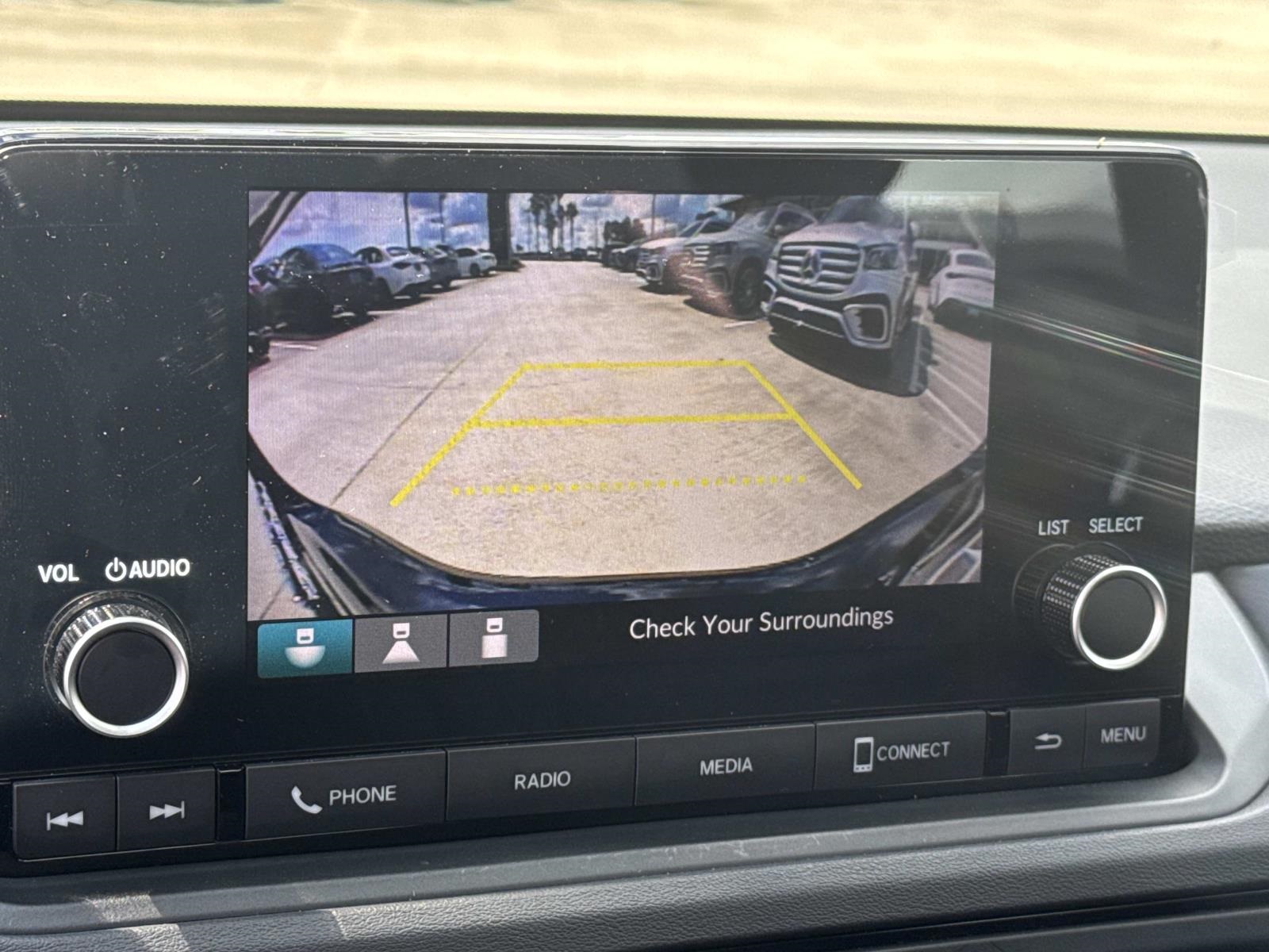 2025 Honda Accord LX photo 22