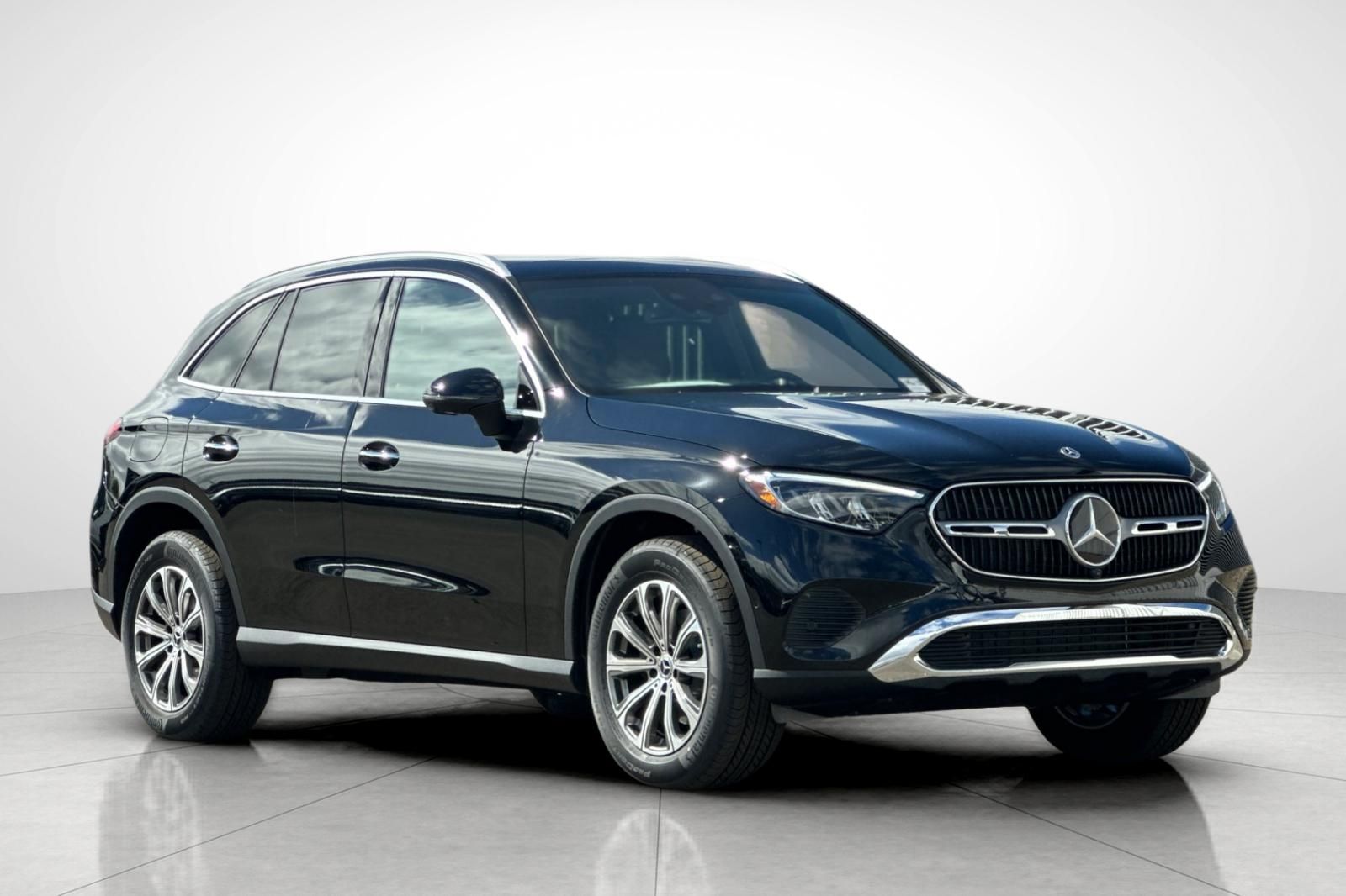 2026 Mercedes Benz GLC 300 photo 27