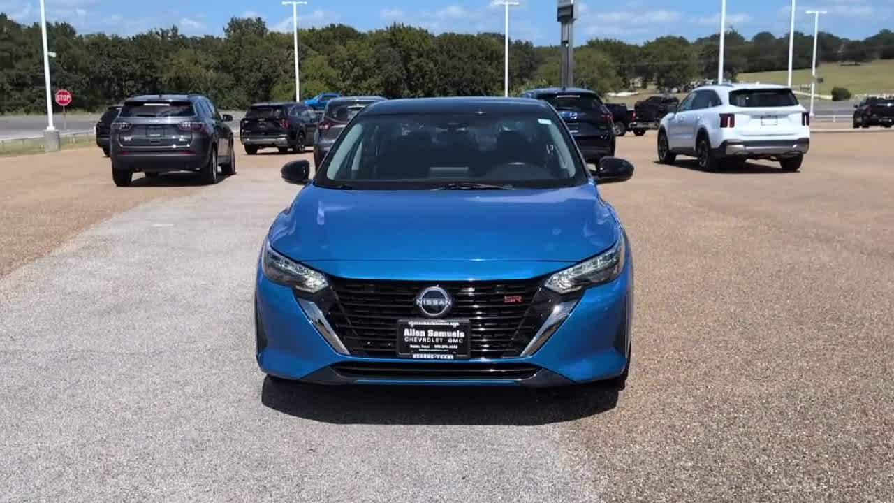 2024 Nissan Sentra SR photo 3