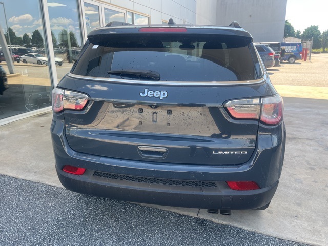 2018 Jeep Compass Limited photo 27