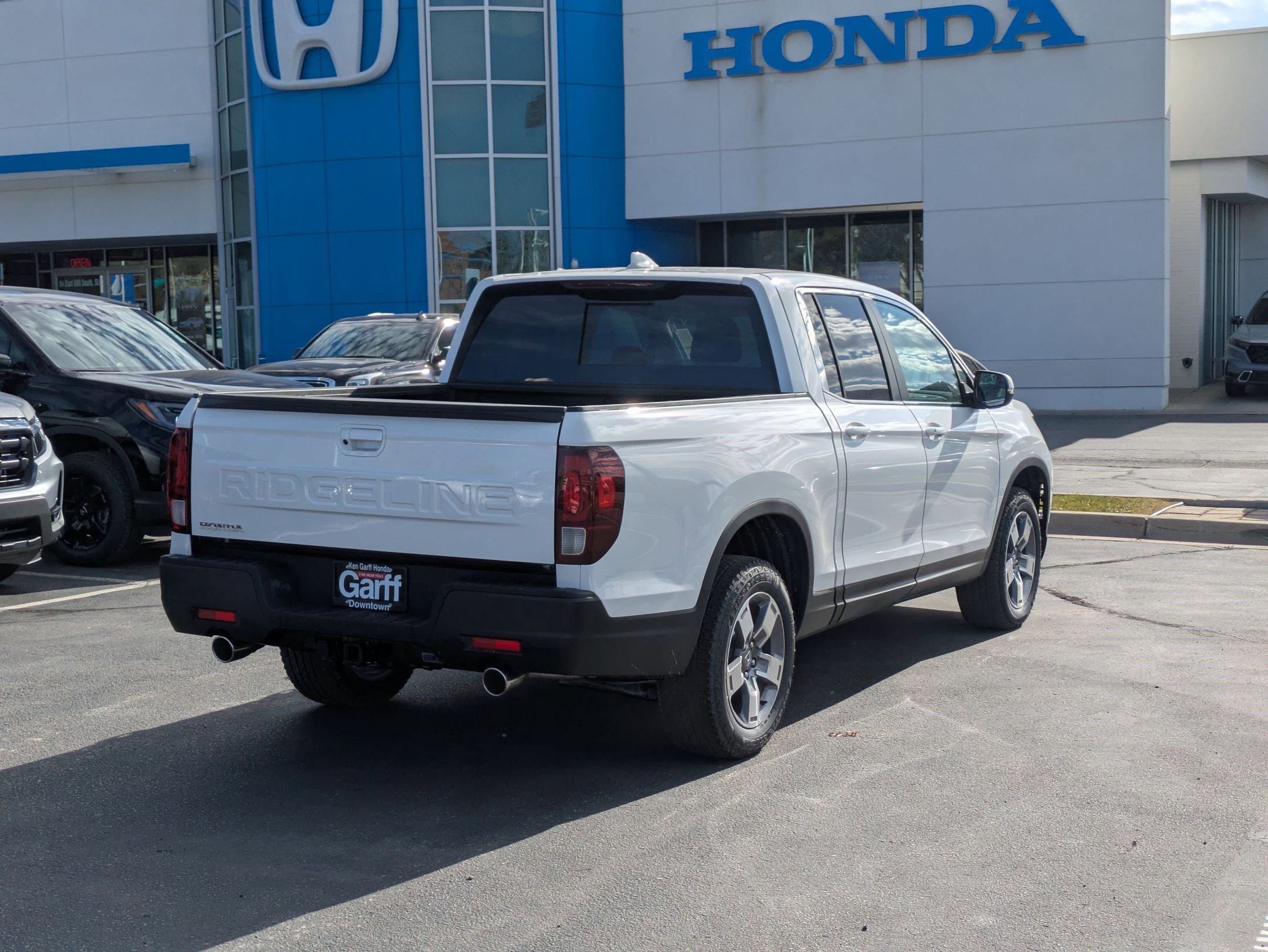 2026 Honda Ridgeline RTL photo 2