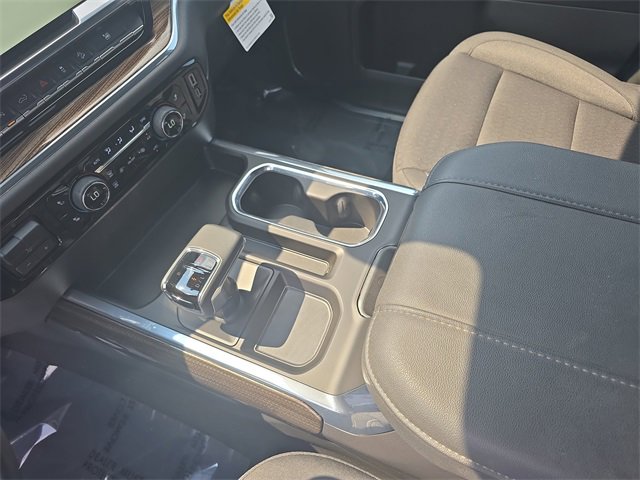 2024 Chevrolet Silverado 1500 RST photo 21
