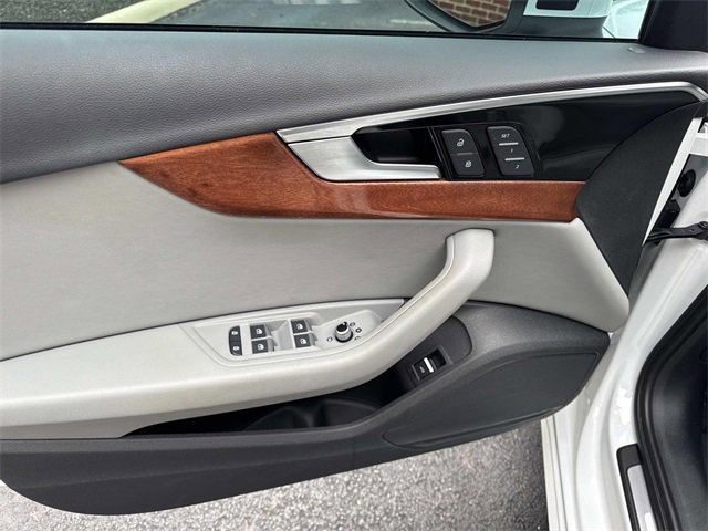 2022 Audi A4 40 Premium photo 12