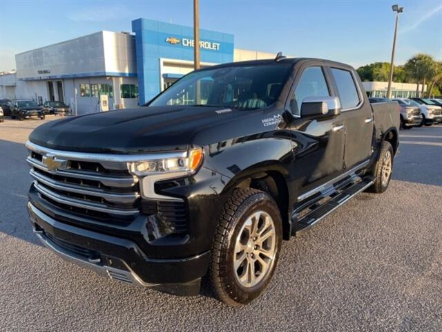2024 Chevrolet Silverado 1500 High Country photo 3