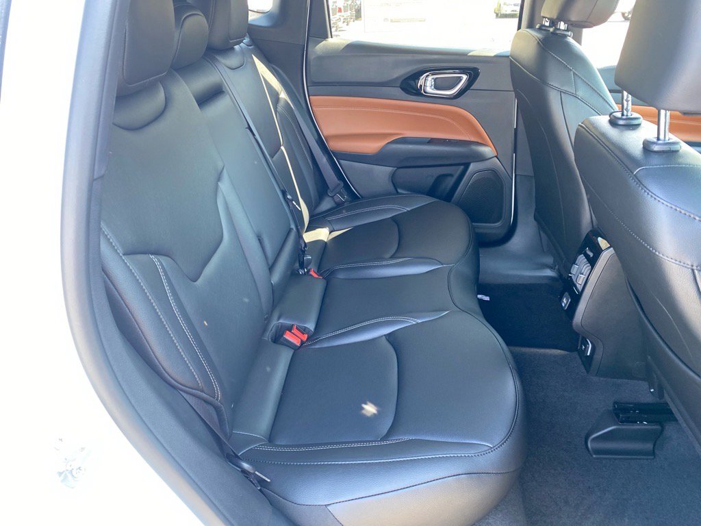 2025 Jeep Compass Limited photo 14