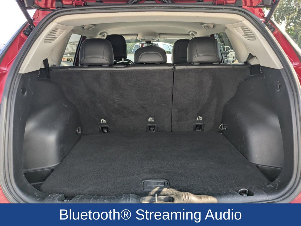 2020 Jeep Compass Latitude photo 12
