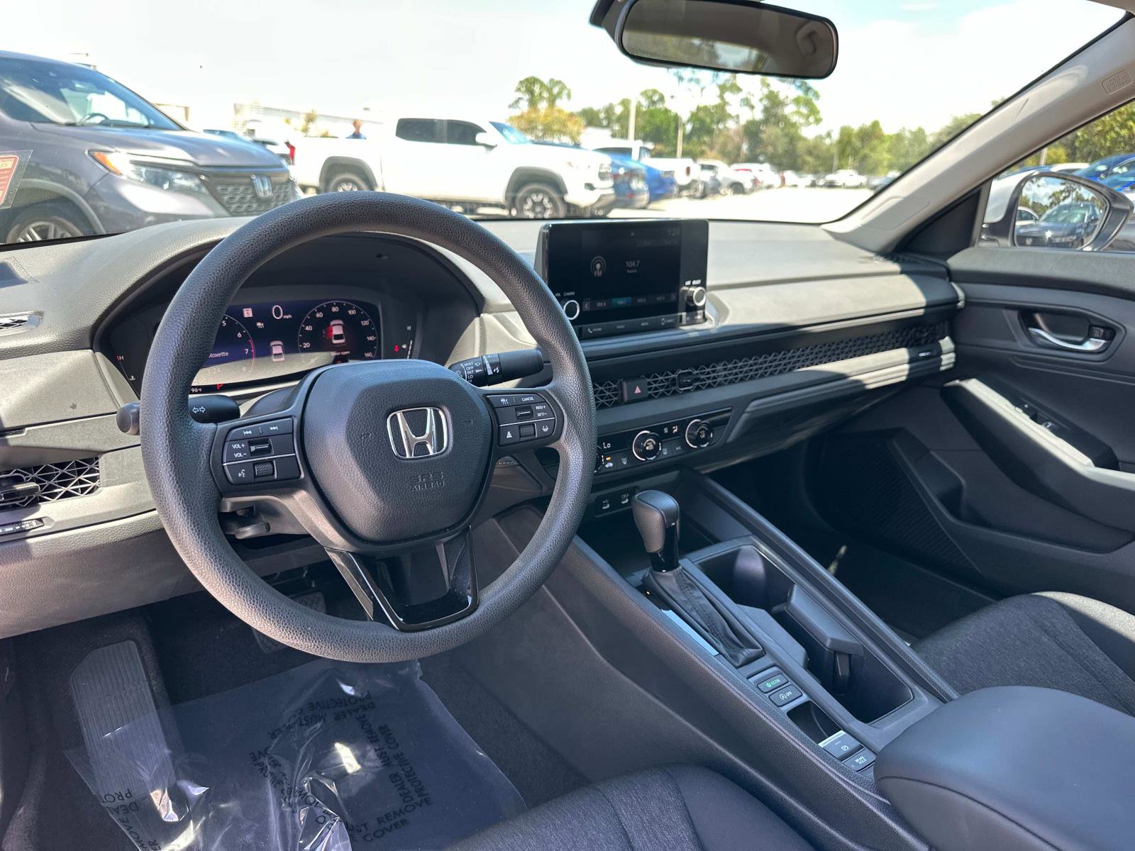 2023 Honda Accord LX photo 14