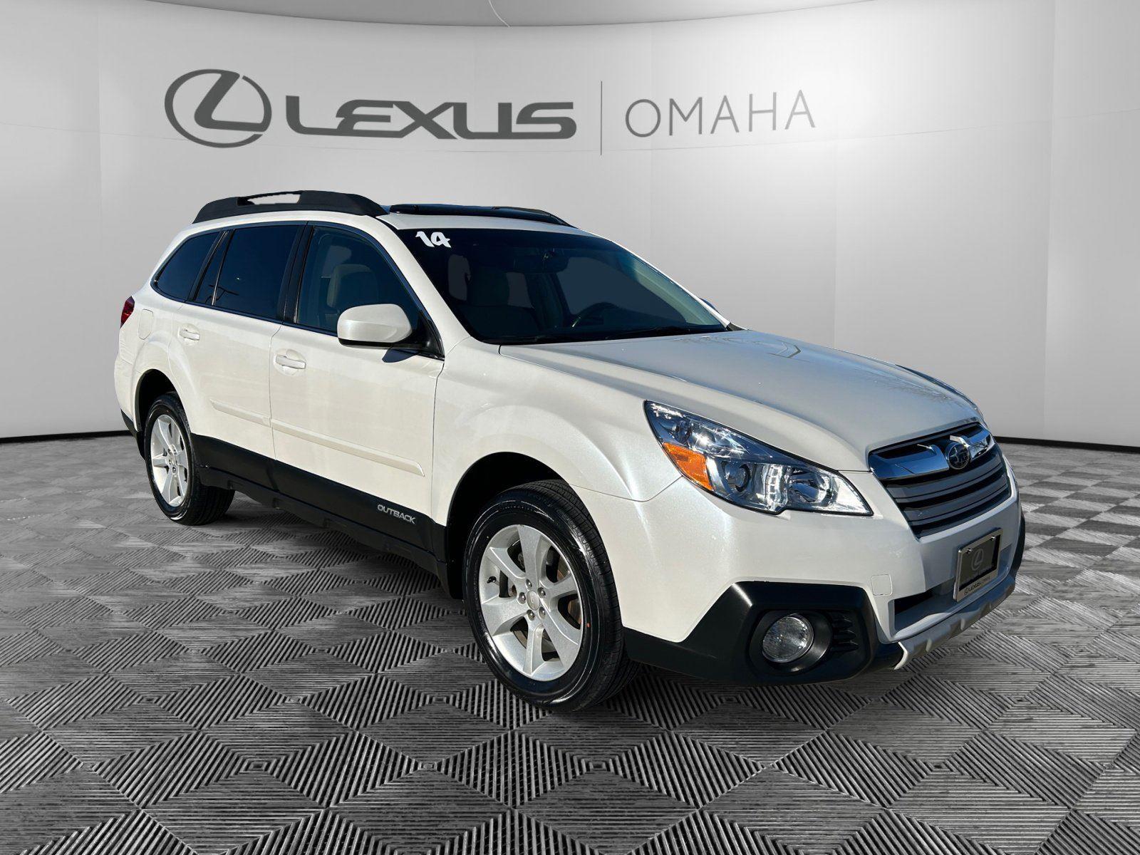 2014 Subaru Outback Premium's photo