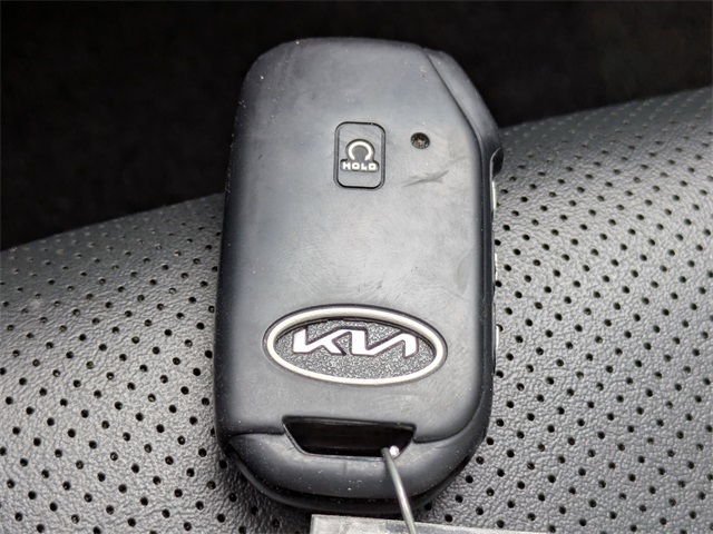 2023 Kia K5 EX photo 30