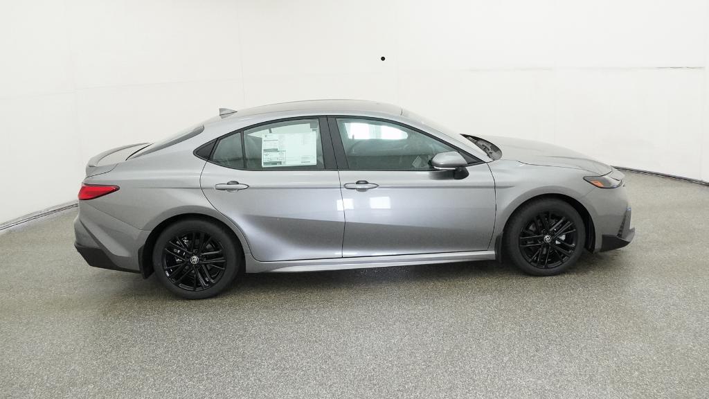 2025 Toyota Camry SE photo 23