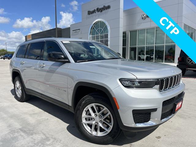 2025 Jeep Grand Cherokee L Laredo's photo