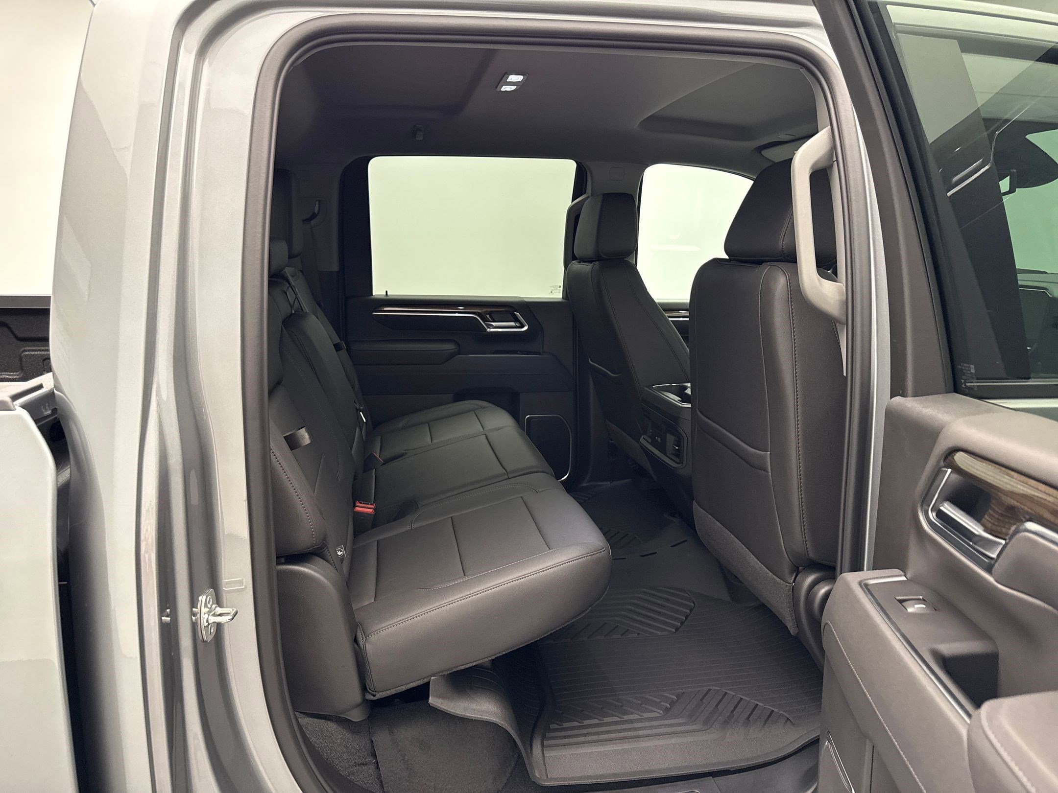 2026 Chevrolet Silverado 2500HD LT photo 26