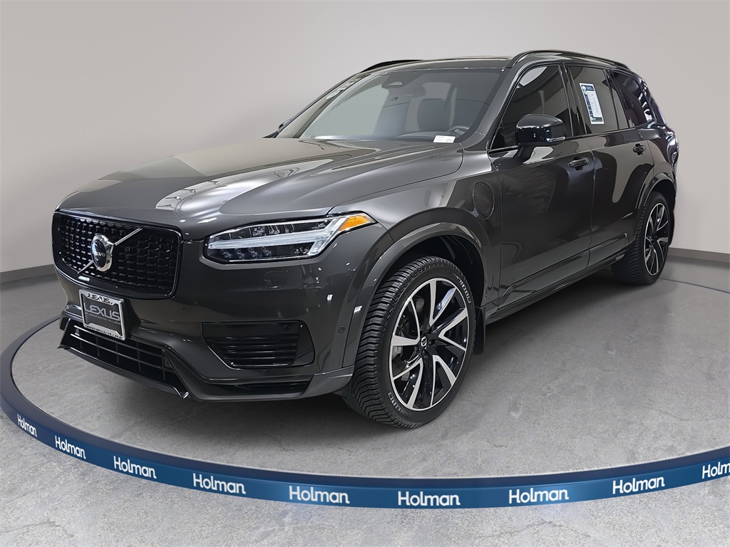 2023 Volvo XC90 Plus