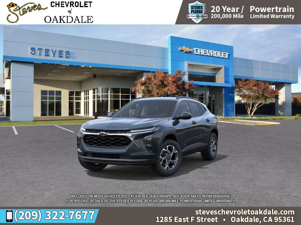 2026 Chevrolet Trax LT photo 3