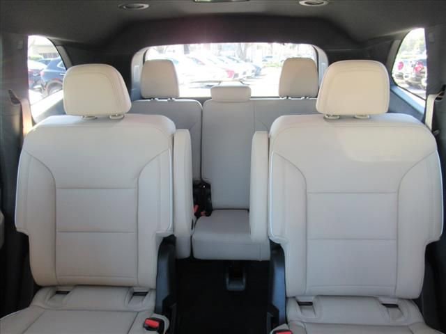 2025 Buick Enclave Preferred photo 25