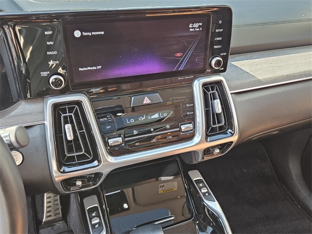 2022 Kia Sorento X-Line SX Prestige photo 19