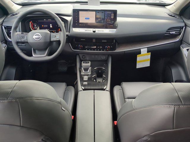 2025 Nissan Rogue Platinum photo 15